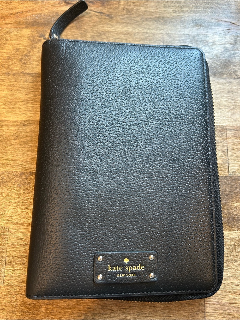 Kate Spade Grove Street Black Leather Personal Size Zip Wallet Agenda